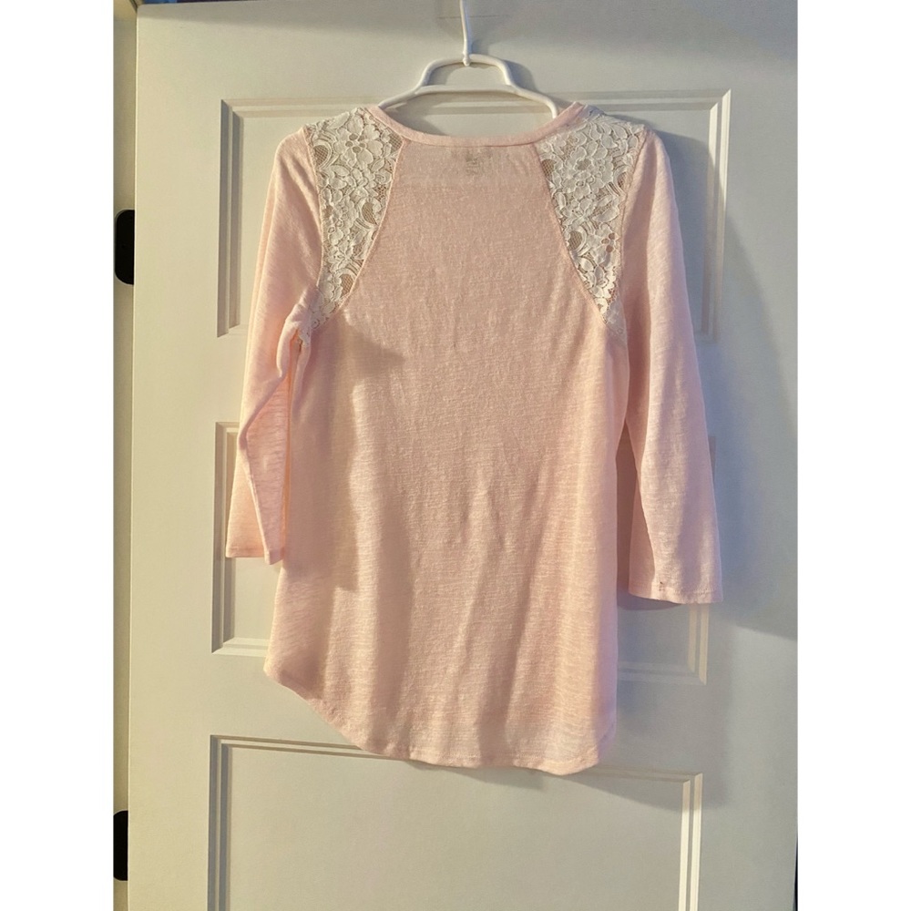 Market & Spruce 3/4 sleeve burn out style top - Picture 3 of 4